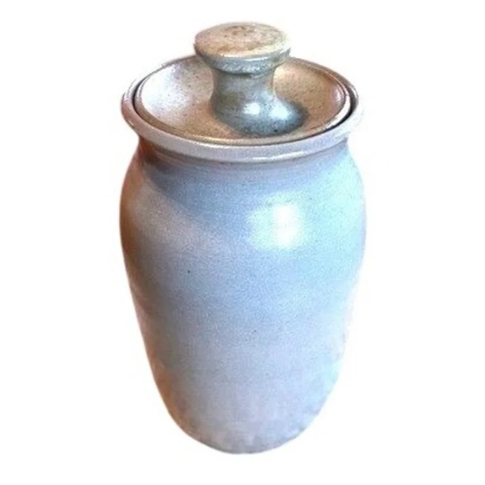 Signed 1999 Vintage Hand-Thrown Studio Pottery Lidded Crock‎ Stoneware Jar 8in